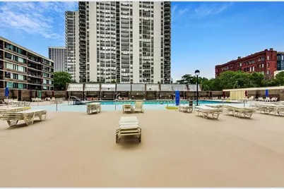 [Address not provided], Chicago, IL 60610 - Photo 16