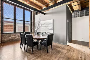 1872 N Clybourn Ave, Chicago, IL 60614 - Photo 4