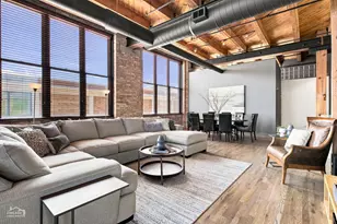 1872 N Clybourn Ave, Chicago, IL 60614 - Photo 8