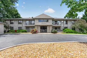 1011 Ashley Ct S, Lockport, IL 60441 - Photo 1