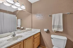 1011 Ashley Ct S, Lockport, IL 60441 - Photo 20