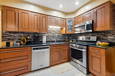 2210 207th Place, Lynwood, IL 60411 - Photo 6