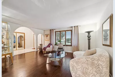 2210 207th Place, Lynwood, IL 60411 - Photo 4