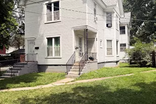 355 E Bourbonnais St, Kankakee, IL 60901 - Photo 2