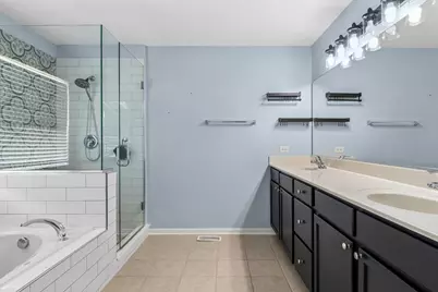 711 Jorstad Drive, North Aurora, IL 60542 - Photo 18
