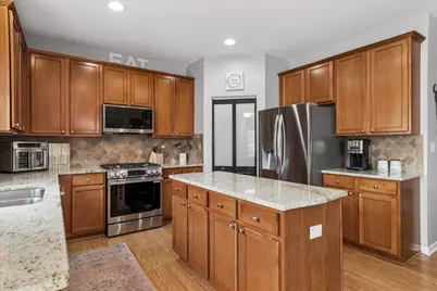 711 Jorstad Drive, North Aurora, IL 60542 - Photo 12