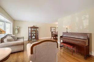 434 Timothy Ct, Schaumburg, IL 60193 - Photo 4