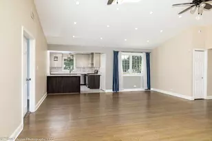 10007 S Kolin Ave, Oak Lawn, IL 60453 - Photo 8