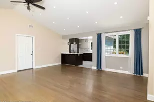 10007 S Kolin Ave, Oak Lawn, IL 60453 - Photo 4