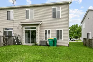 678 Zachary Dr, Romeoville, IL 60446 - Photo 20