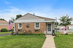 2702 Calwagner Ave, Franklin Park, IL 60131 - Photo 2