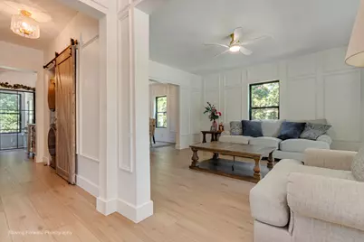 107 E Jefferson Avenue, Wheaton, IL 60187 - Photo 8