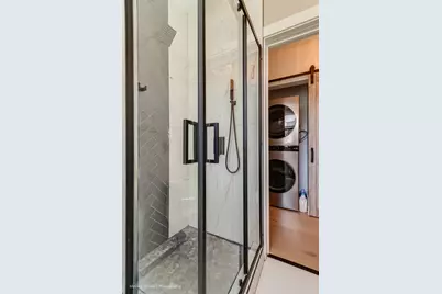 107 E Jefferson Avenue, Wheaton, IL 60187 - Photo 20