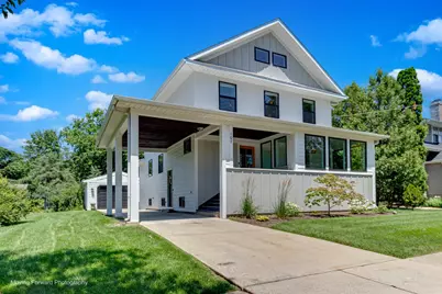 107 E Jefferson Avenue, Wheaton, IL 60187 - Photo 1