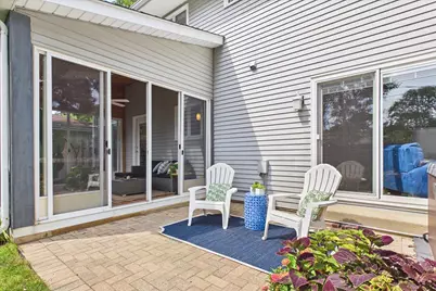 33202 N Woodland Terrace, Grayslake, IL 60030 - Photo 16