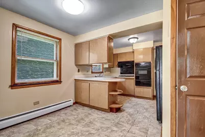 272 E 148th Street, Harvey, IL 60426 - Photo 4
