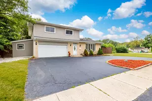409 Hillcrest Ln, Lombard, IL 60148 - Photo 30