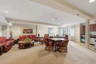 1400 N Yarmouth Pl, Mount Prospect, IL 60056 - Photo 34