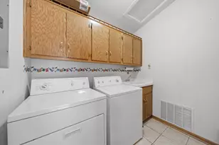 8000 W 84th Pl, Justice, IL 60458 - Photo 20