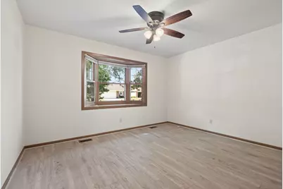 29 Fallcreek Circle, Montgomery, IL 60538 - Photo 24