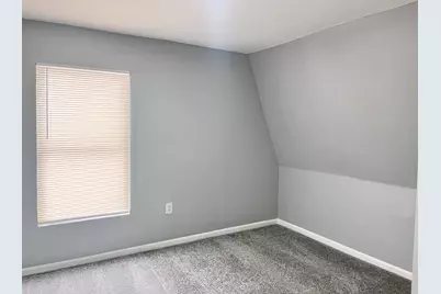 10739 S State Street, Chicago, IL 60628 - Photo 6
