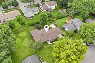 2141 Country Knoll Ct, Elgin, IL 60123 - Photo 34