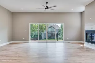 105 Northfield Dr, Minooka, IL 60447 - Photo 4