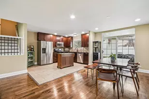 7 Derbyshire Ct, Bolingbrook, IL 60440 - Photo 12
