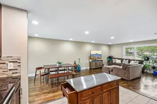 7 Derbyshire Ct, Bolingbrook, IL 60440 - Photo 10