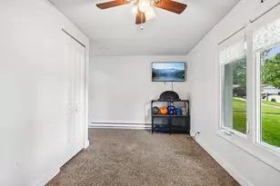 7 Derbyshire Ct, Bolingbrook, IL 60440 - Photo 22