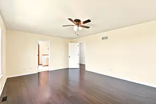 16459 Kingsbrook Dr, Crest Hill, IL 60403 - Photo 16