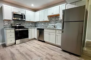 311 S Lodge Ln, Lombard, IL 60148 - Photo 4