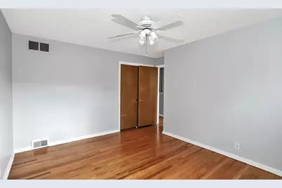 4843 Elm Street #A, Skokie, IL 60076 - Photo 12