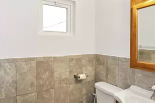 4843 Elm St, Skokie, IL 60076 - Photo 10