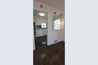 10118 S Luella Avenue, Chicago, IL 60617 - Photo 4