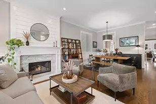 4100 N Oakley Ave, Chicago, IL 60618 - Photo 8