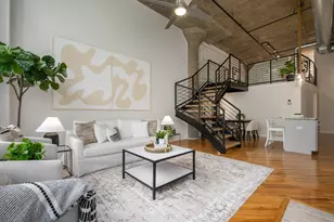 758 N Larrabee St, Chicago, IL 60610 - Photo 2