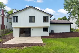 6557 Raintree Ct, Lisle, IL 60532 - Photo 36