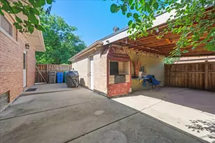 418 East End Ave, Hillside, IL 60162 - Photo 36