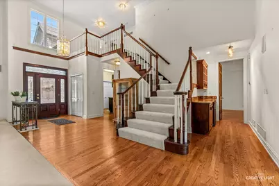 4N468 S Robert Frost Circle, Saint Charles, IL 60175 - Photo 2