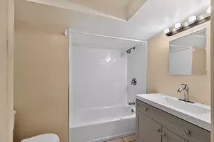 1807 N Keeler Ave, Chicago, IL 60639 - Photo 22
