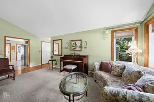 511 S Highland Ave, Lombard, IL 60148 - Photo 2