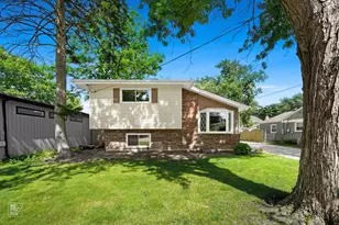 511 S Highland Ave, Lombard, IL 60148 - Photo 1