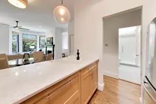 819 W Dickens Ave, Chicago, IL 60614 - Photo 8