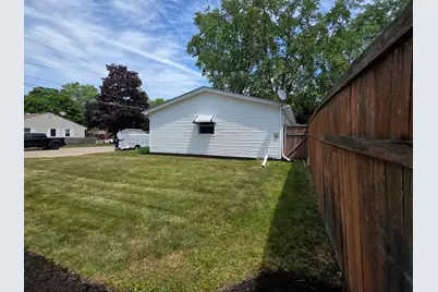 70 N Idlewild Avenue, Mundelein, IL 60060 - Photo 22