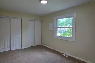 70 N Idlewild Ave, Mundelein, IL 60060 - Photo 16