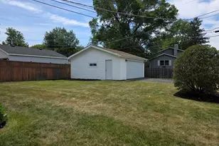 70 N Idlewild Ave, Mundelein, IL 60060 - Photo 20