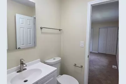 70 N Idlewild Avenue, Mundelein, IL 60060 - Photo 18