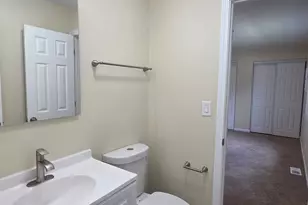 70 N Idlewild Ave, Mundelein, IL 60060 - Photo 18
