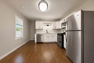 3038 Everglade Ave, Woodridge, IL 60517 - Photo 6